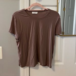 Babaton everyday t shirt large